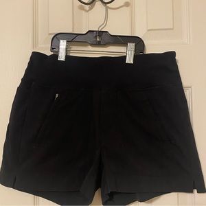 Athleta Trekkie North Short